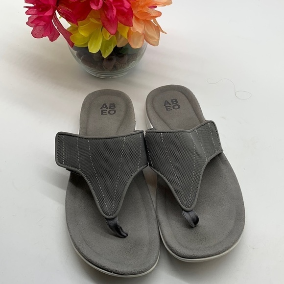 Abeo Bio system Gray White Bueey BW 0481 Flio Flop Thong Sz 7.5N. FFT0489F - Picture 2 of 8